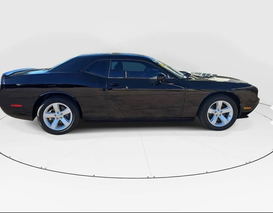 2013 Dodge Challenger 3rd Gen - Image 3 of 14