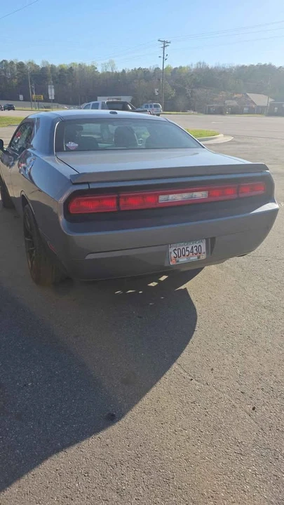 2013 Dodge Challenger 3rd Gen - Image 5 of 8