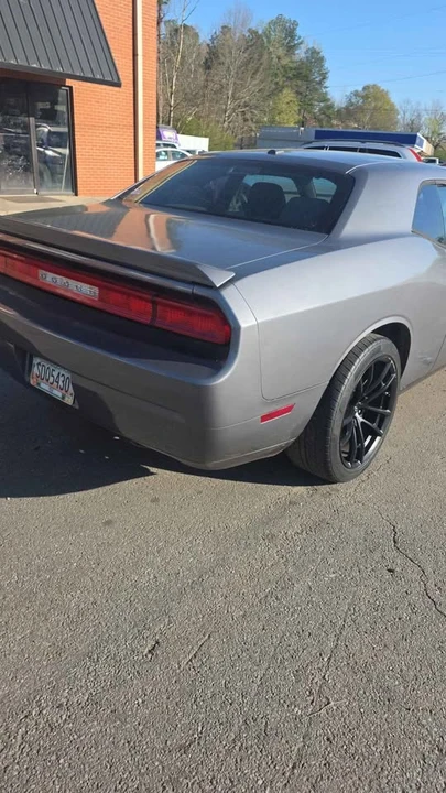 2013 Dodge Challenger 3rd Gen - Image 4 of 8