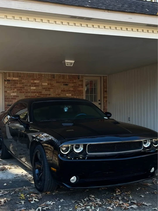 2013 Dodge Challenger - Image 2 of 10