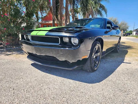 2013 Dodge Challenger Coupe 2D