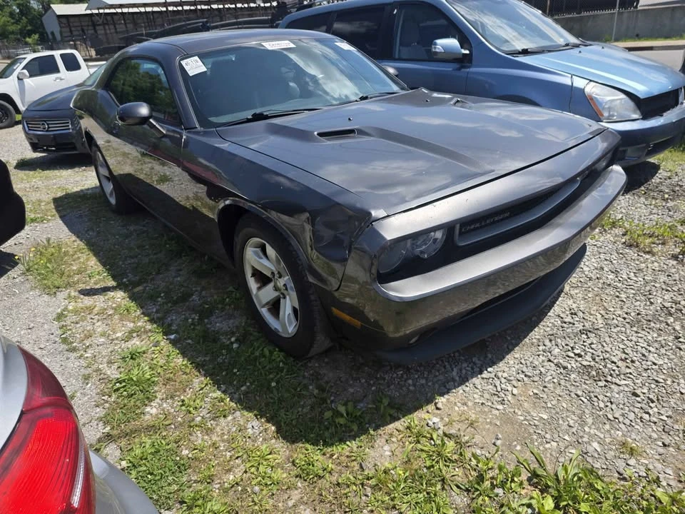 2013 Dodge Challenger 3rd Gen - Image 5 of 8