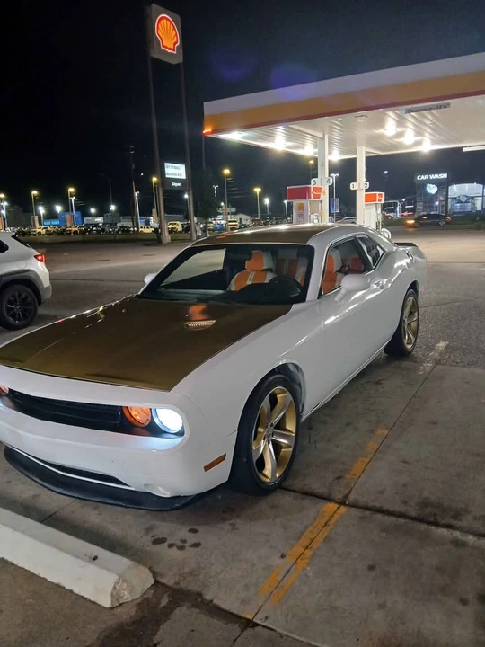 2013 Dodge Challenger 3rd Gen - Image 3 of 9