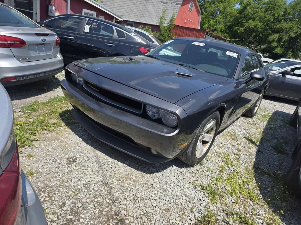 2013 Dodge Challenger 3rd Gen - Image 4 of 8