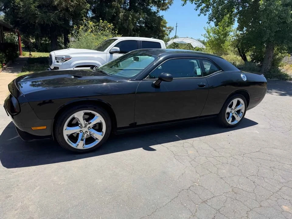 2013 Dodge Challenger 3rd Gen - Image 2 of 6