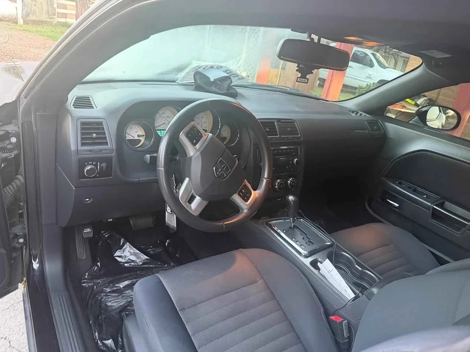 2013 Dodge Challenger 3rd Gen - Image 5 of 6