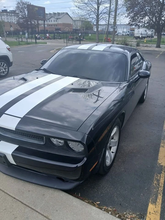 2013 Dodge Challenger 3rd Gen - Image 2 of 2