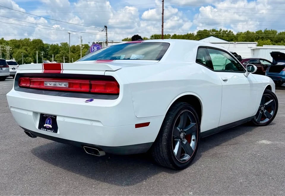 2013 Dodge Challenger 3rd Gen - Image 4 of 5