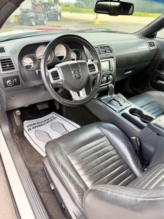 2013 Dodge Challenger 3rd Gen - Image 2 of 5