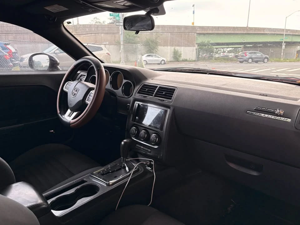 2013 Dodge Challenger 3rd Gen - Image 2 of 4