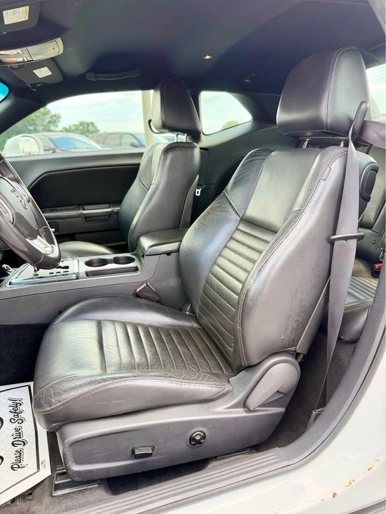 2013 Dodge Challenger 3rd Gen - Image 3 of 5