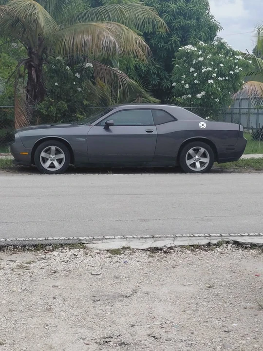 2013 Dodge Challenger 3rd Gen - Image 2 of 6