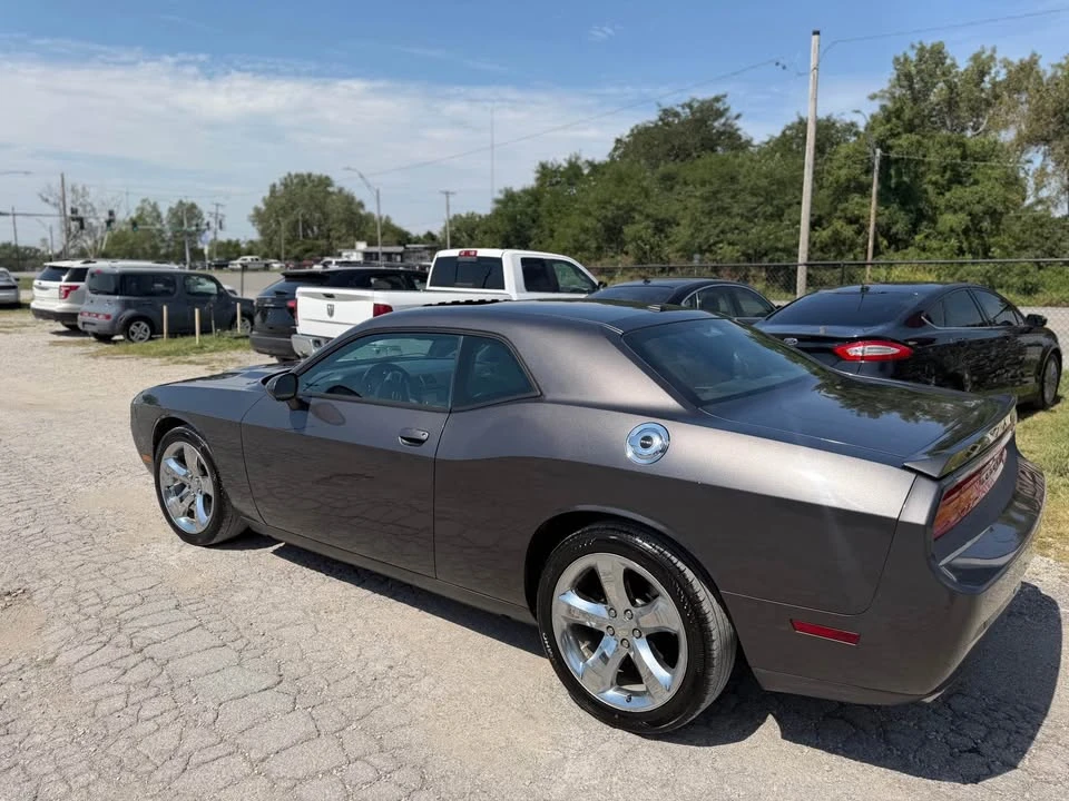 2013 Dodge Challenger 3rd Gen - Image 9 of 20