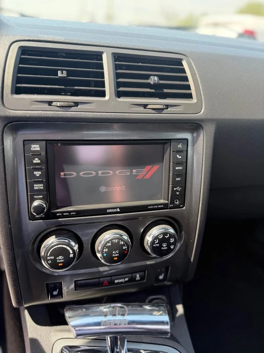 2013 Dodge Challenger 3rd Gen - Image 11 of 20