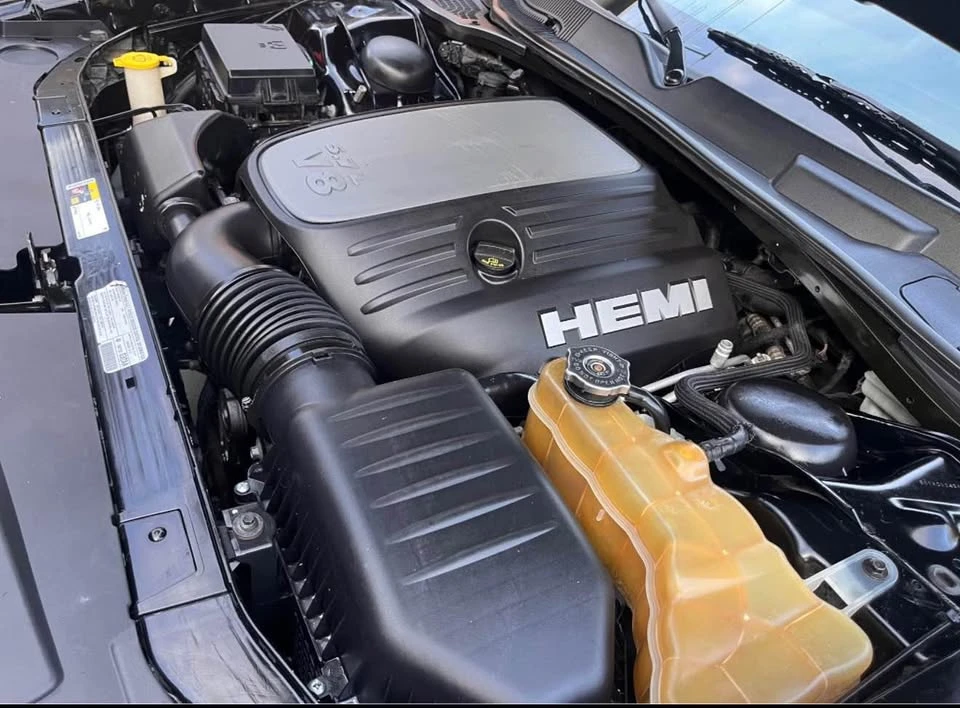 2013 Dodge Challenger 3rd Gen - Image 6 of 6