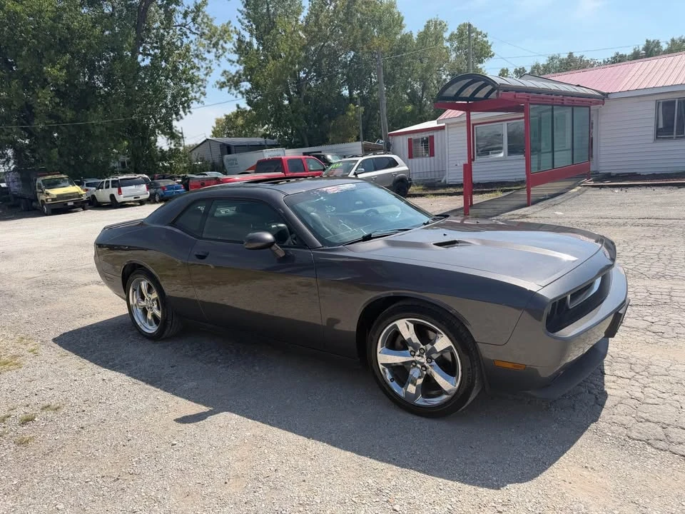 2013 Dodge Challenger 3rd Gen - Image 3 of 20