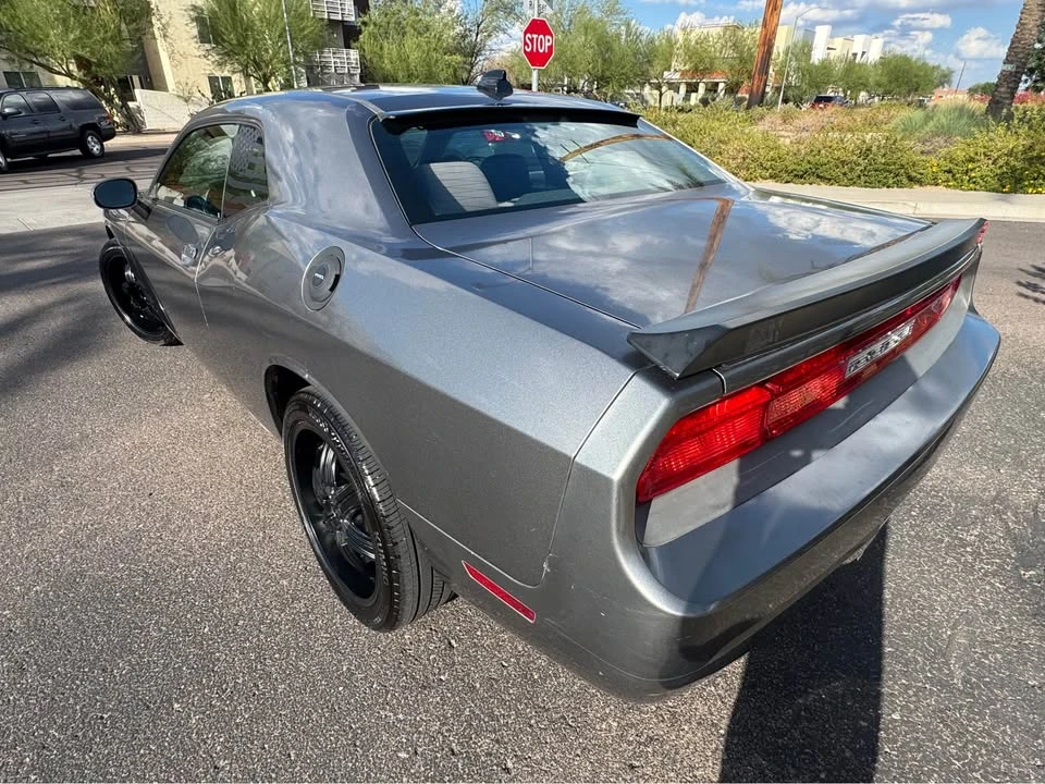 2013 Dodge Challenger 3rd Gen - Image 9 of 11