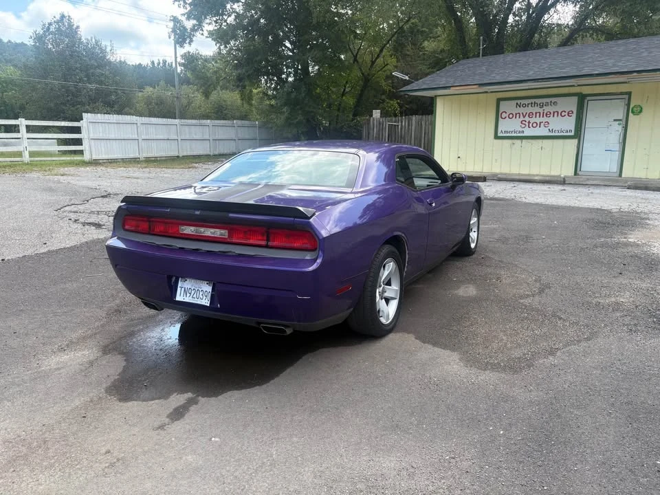 2013 Dodge Challenger 3rd Gen - Image 4 of 11