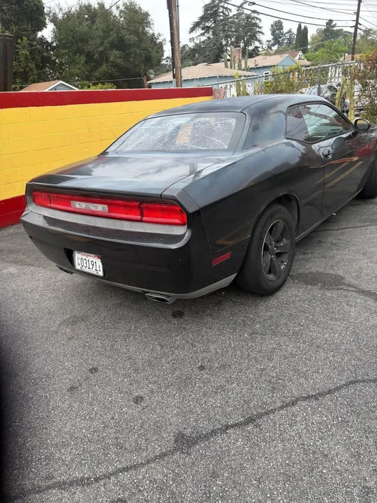 2013 Dodge Challenger 3rd Gen - Image 2 of 5