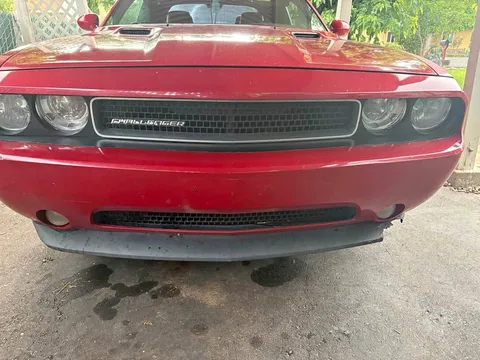 2013 Dodge Challenger Coupe 2D