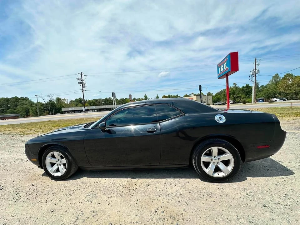 2013 Dodge Challenger 3rd Gen - Image 12 of 13