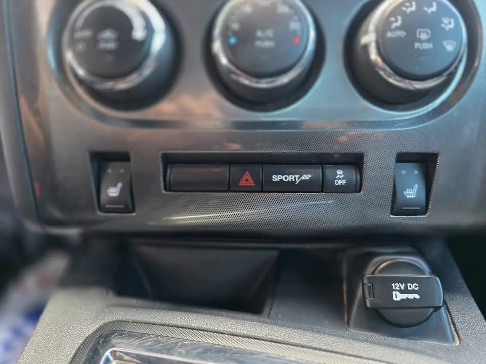2013 Dodge Challenger 3rd Gen - Image 17 of 20