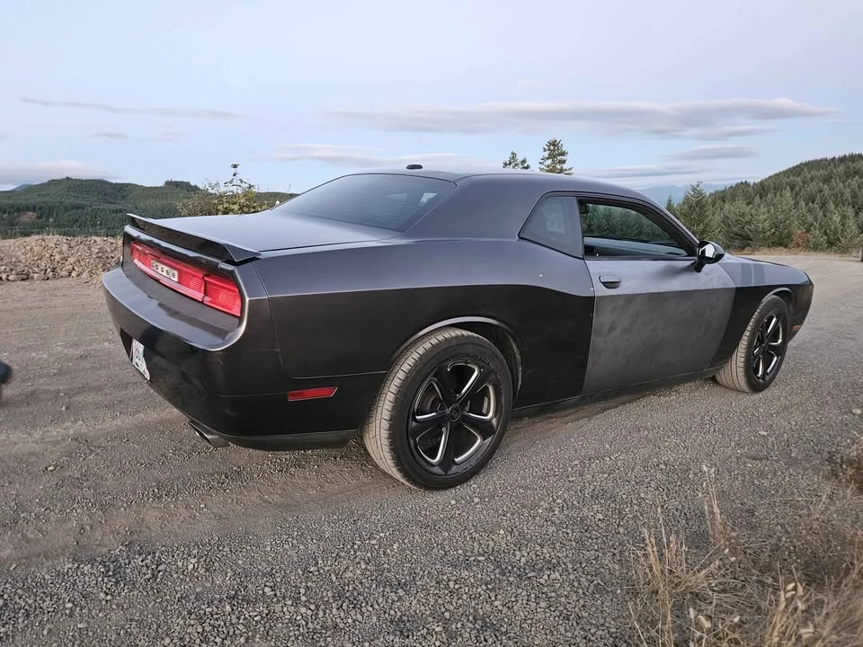 2013 Dodge Challenger 3rd Gen - Image 3 of 7