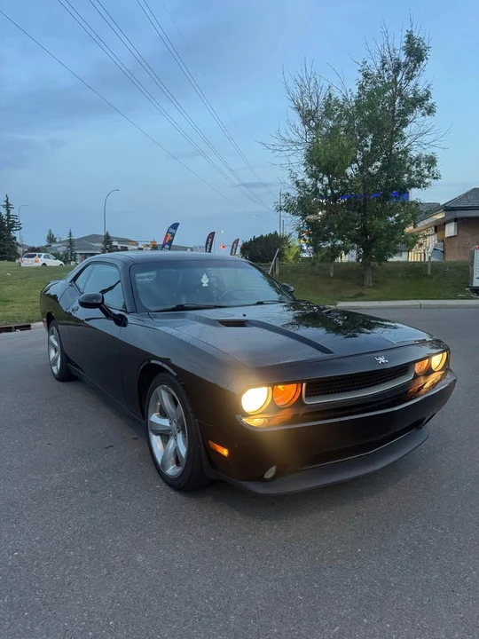 2013 Dodge Challenger 3rd Gen - Image 3 of 10