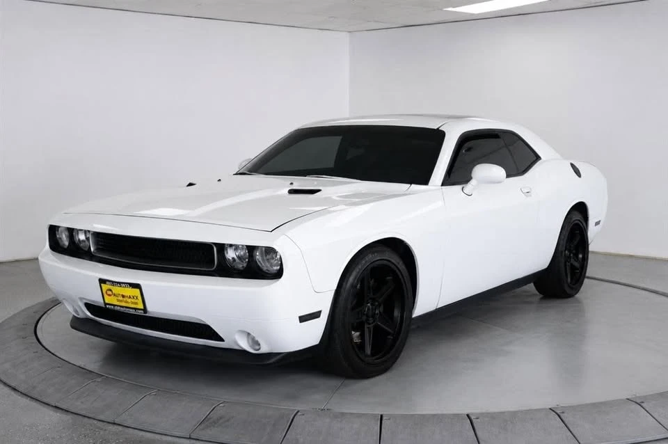 2013 Dodge Challenger 3rd Gen - Image 2 of 16