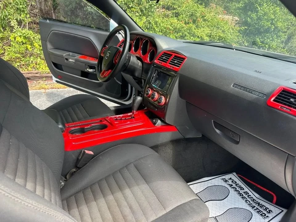 2013 Dodge Challenger 3rd Gen - Image 14 of 17