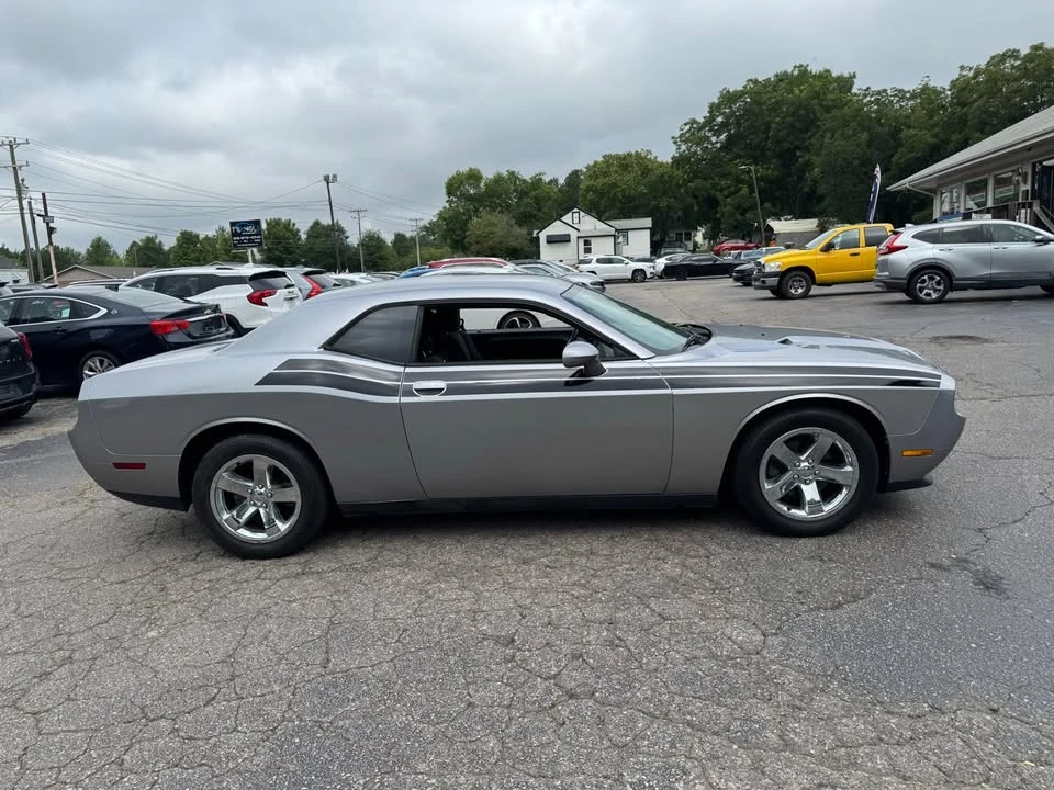 2013 Dodge Challenger 3rd Gen - Image 5 of 18
