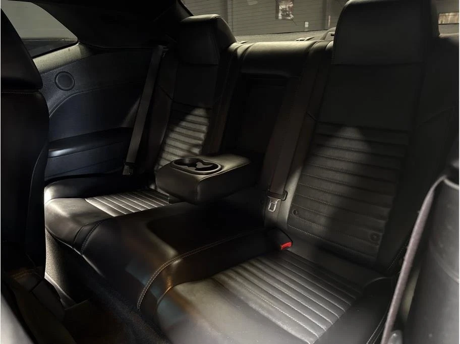 2013 Dodge Challenger 3rd Gen - Image 8 of 20