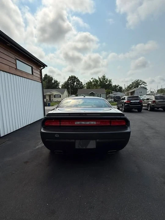 2013 Dodge Challenger 3rd Gen - Image 5 of 12