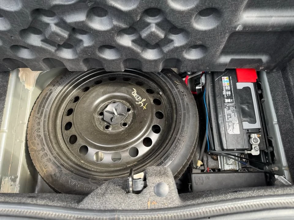 2013 Dodge Challenger 3rd Gen - Image 12 of 18