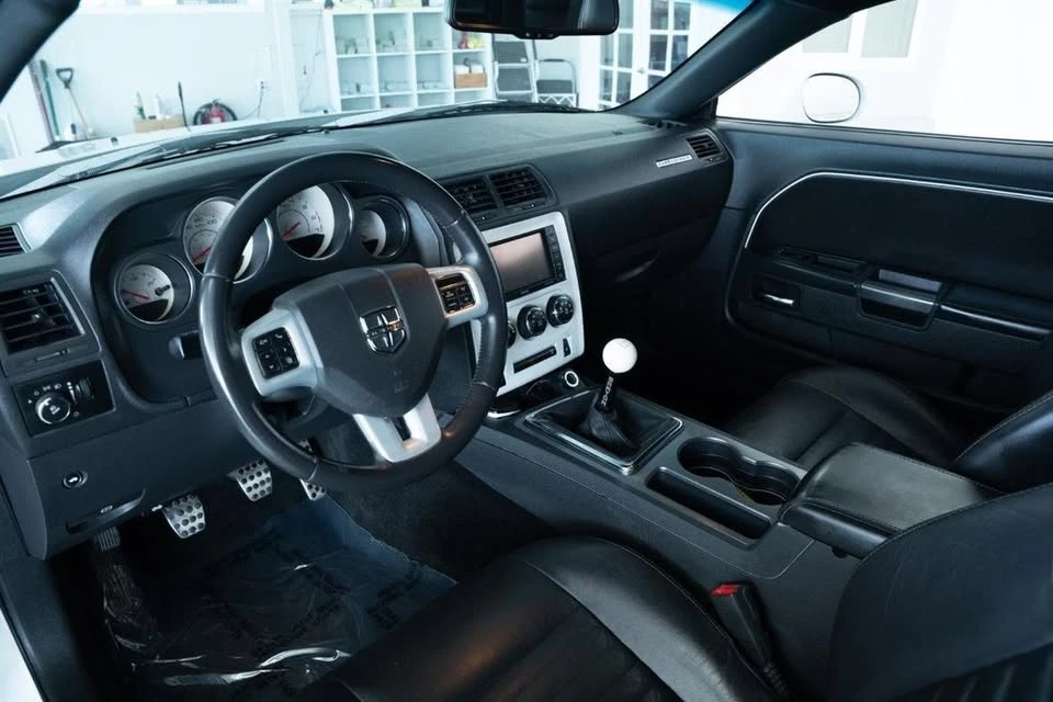 2013 Dodge Challenger 3rd Gen - Image 13 of 16