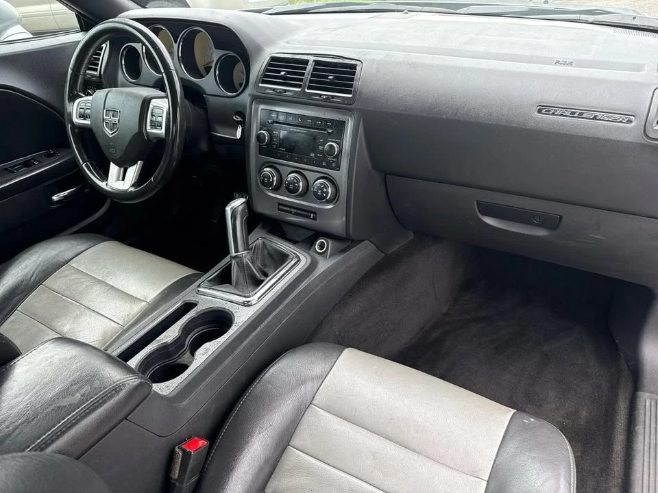 2013 Dodge Challenger 3rd Gen - Image 9 of 19