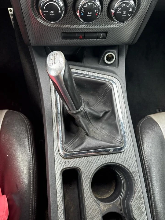 2013 Dodge Challenger 3rd Gen - Image 8 of 19