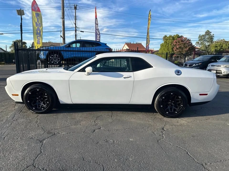 2013 Dodge Challenger 3rd Gen - Image 7 of 20