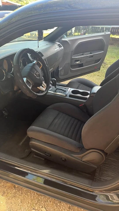 2013 Dodge Challenger 3rd Gen - Image 4 of 7