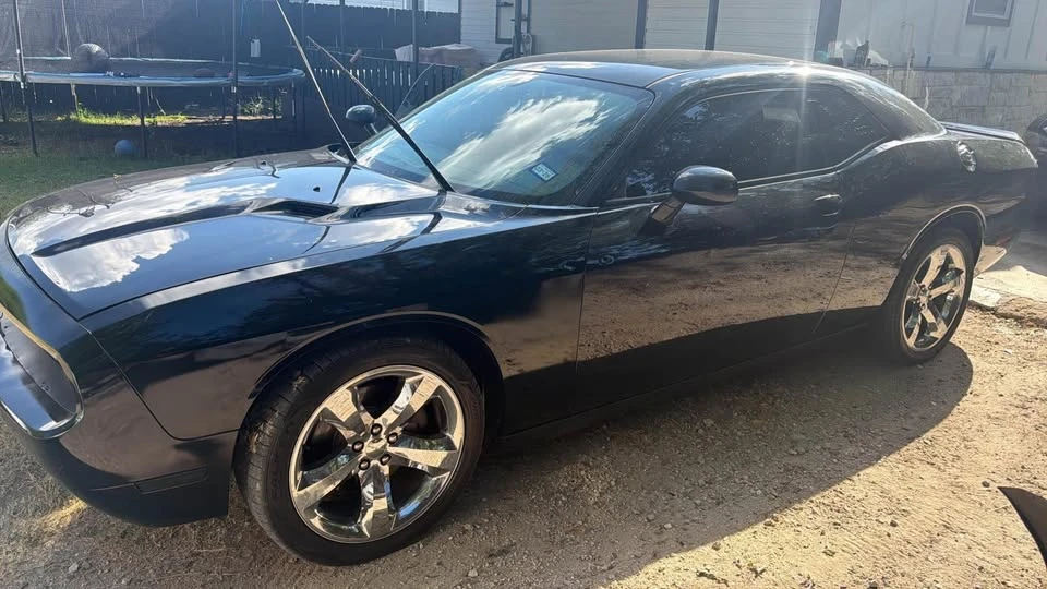 2013 Dodge Challenger 3rd Gen - Image 2 of 7