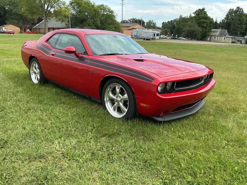 2013 Dodge Challenger 3rd Gen - Image 5 of 8