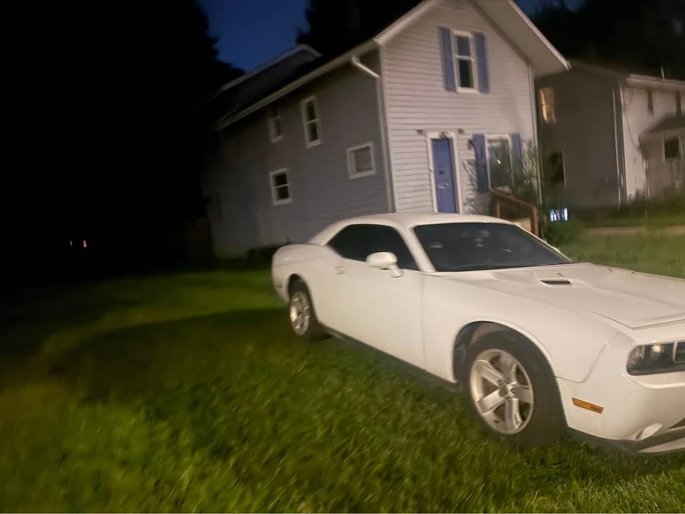 2013 Dodge Challenger 3rd Gen - Image 2 of 3
