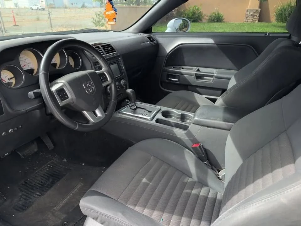2013 Dodge Challenger 3rd Gen - Image 5 of 6