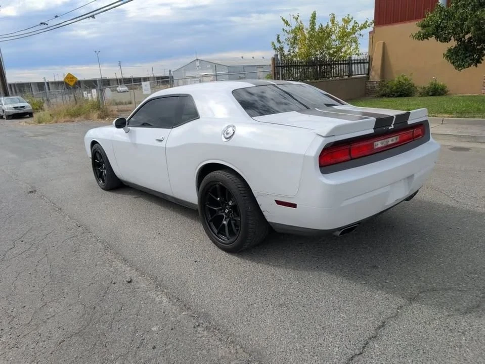 2013 Dodge Challenger 3rd Gen - Image 3 of 6