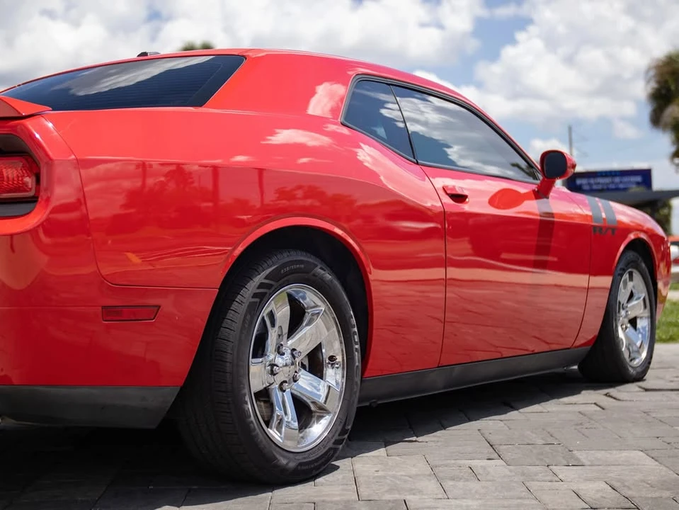 2013 Dodge Challenger 3rd Gen - Image 15 of 20