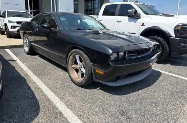 2013 Dodge Challenger 3rd Gen - Image 2 of 5