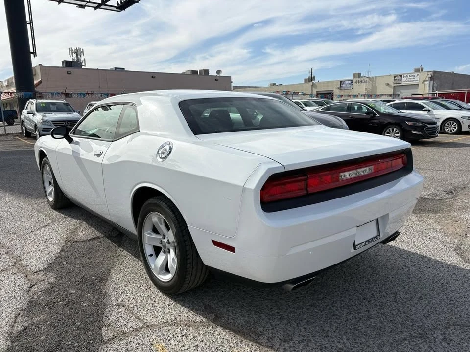 2013 Dodge Challenger 3rd Gen - Image 4 of 20