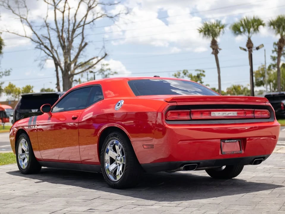 2013 Dodge Challenger 3rd Gen - Image 10 of 20