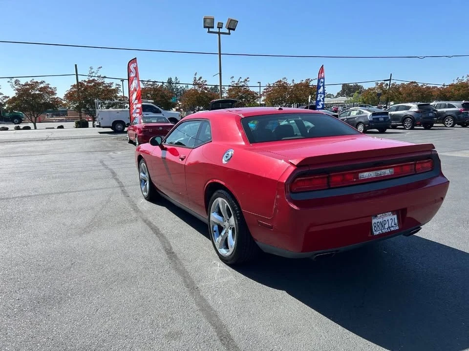 2013 Dodge Challenger 3rd Gen - Image 7 of 11