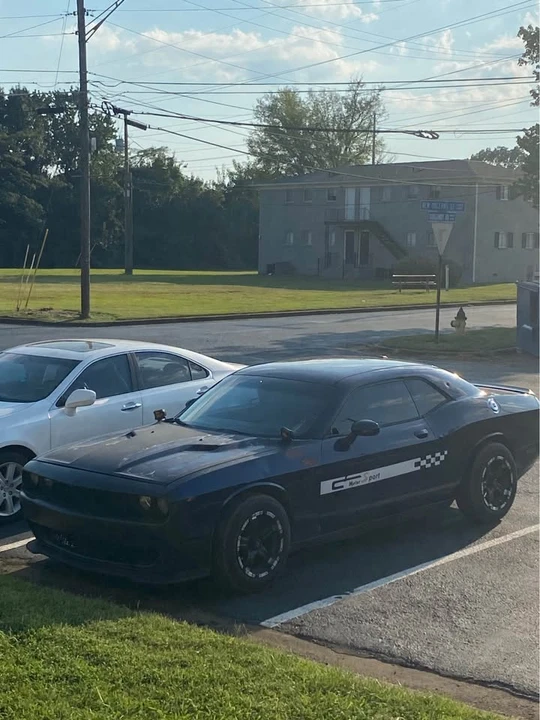 2013 Dodge Challenger 3rd Gen - Image 2 of 5